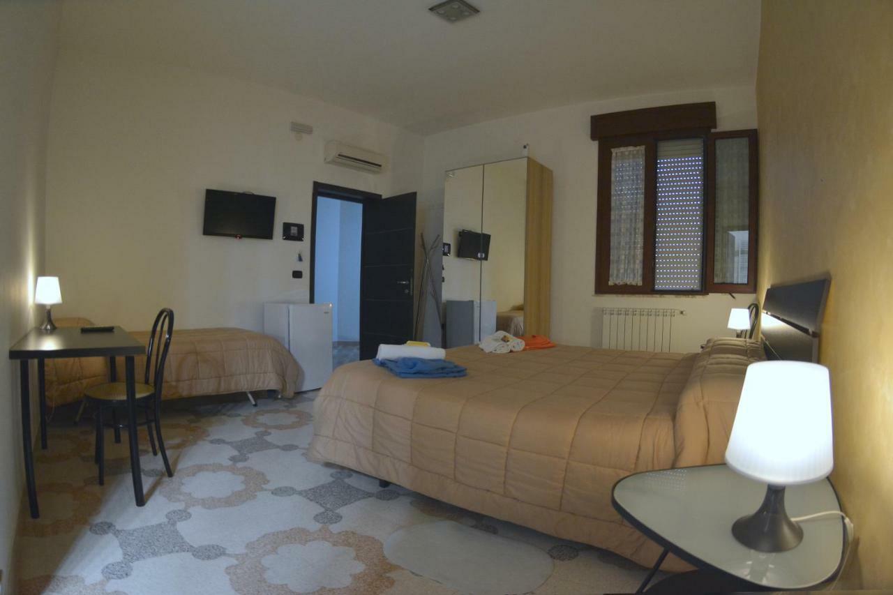 Bed & Breakfast "Mazzini" Leverano Εξωτερικό φωτογραφία